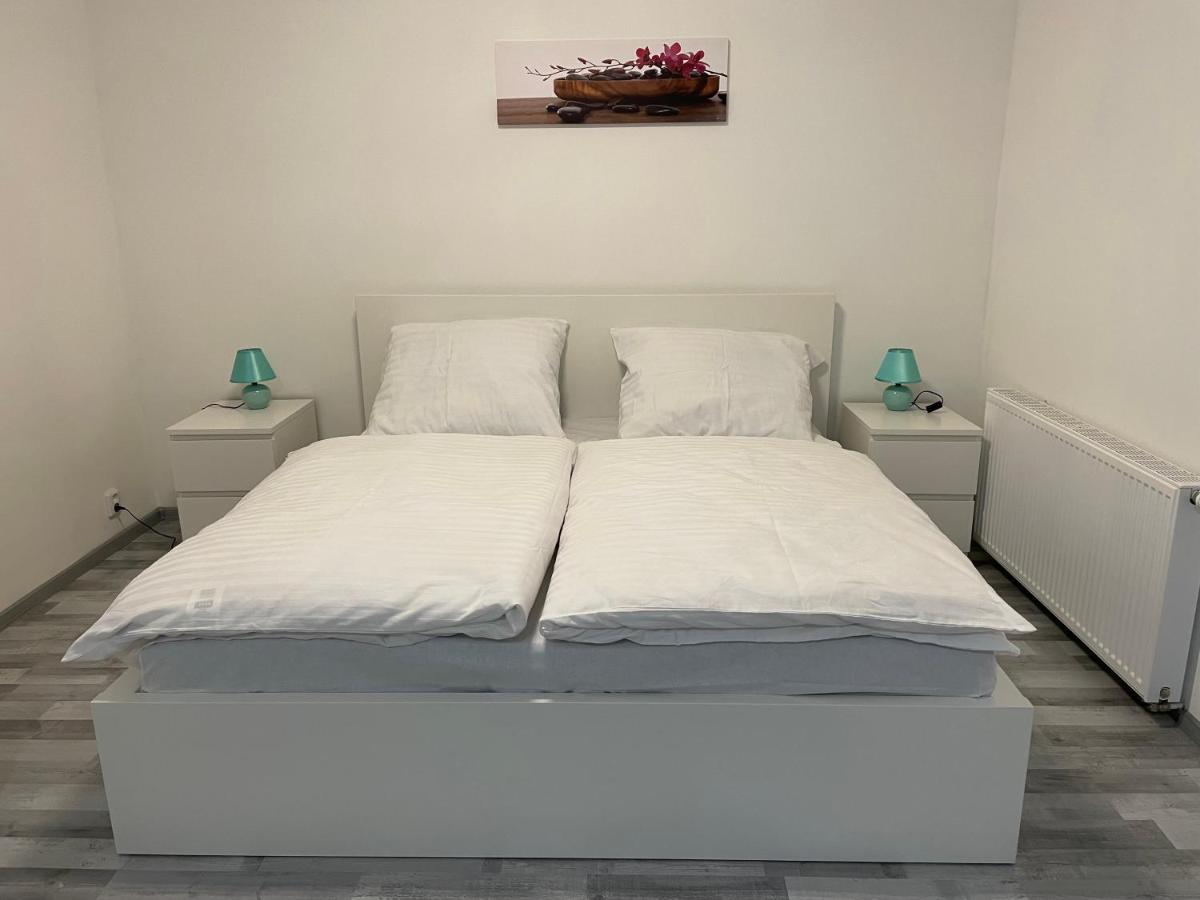 Apartmant T&T Cheb Kültér fotó